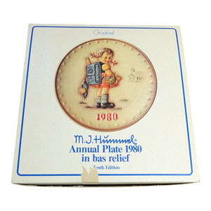 M.J. Hummel Annual Plates Collector Series 1980 Goebel